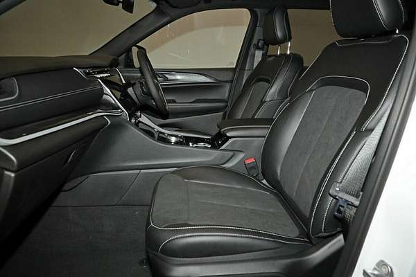 2023 Jeep Grand Cherokee Night Eagle WL
