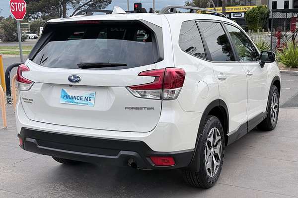 2023 Subaru Forester 2.5i 50 Years Edition S5