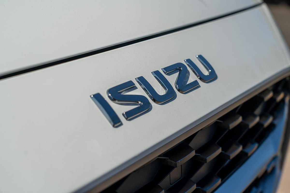 2025 Isuzu MU-X LS-U