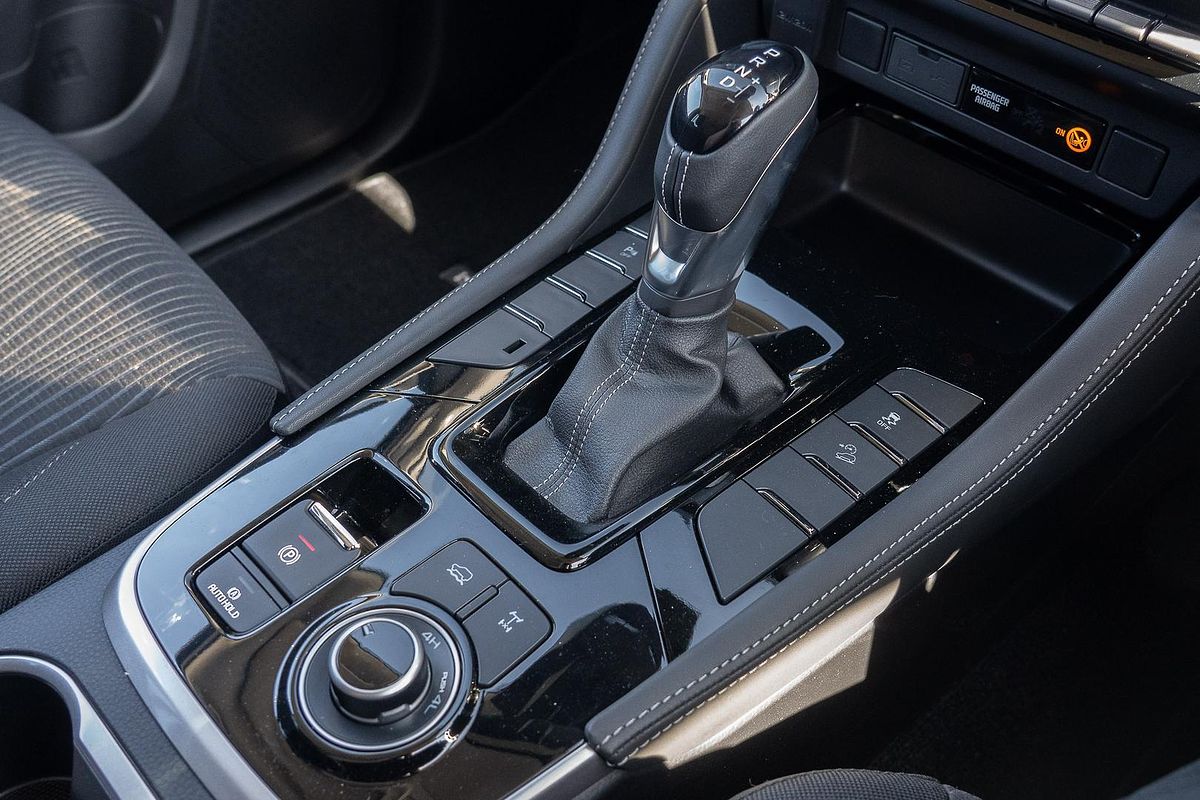 2025 Isuzu MU-X LS-U