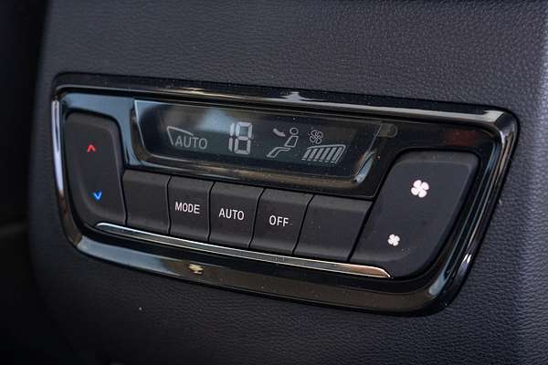 2023 LDV D90 Executive SV9A