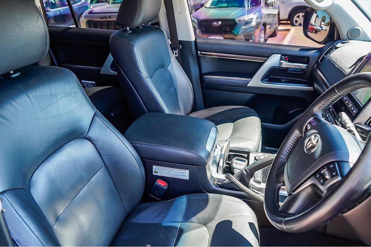 2020 Toyota Landcruiser VX VDJ200R