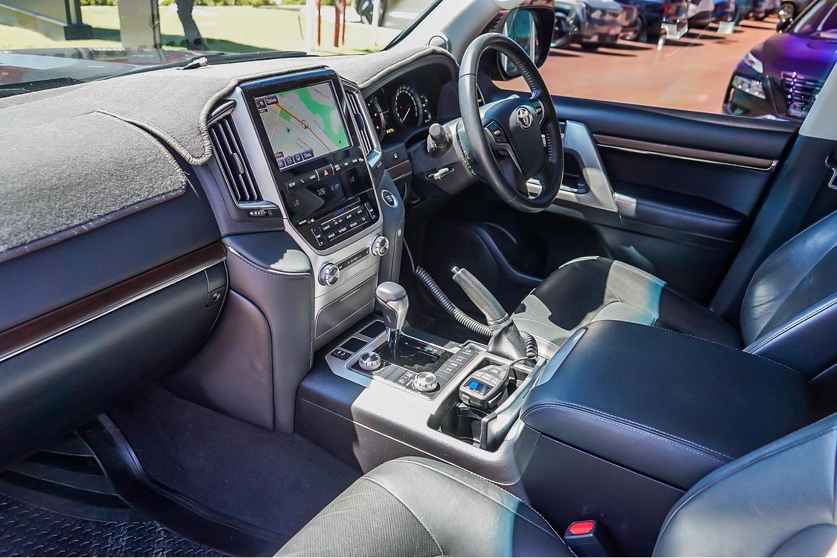 2020 Toyota Landcruiser VX VDJ200R