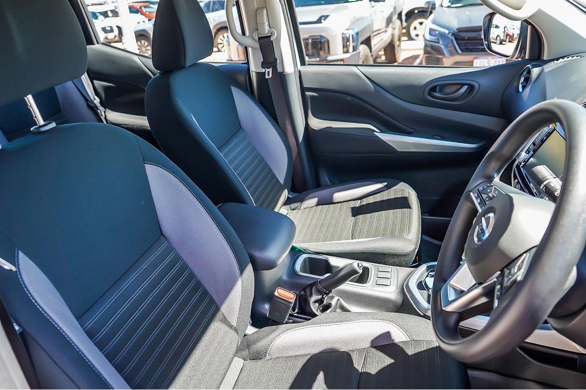 2024 Nissan Navara PRO-4X Warrior D23 4X4