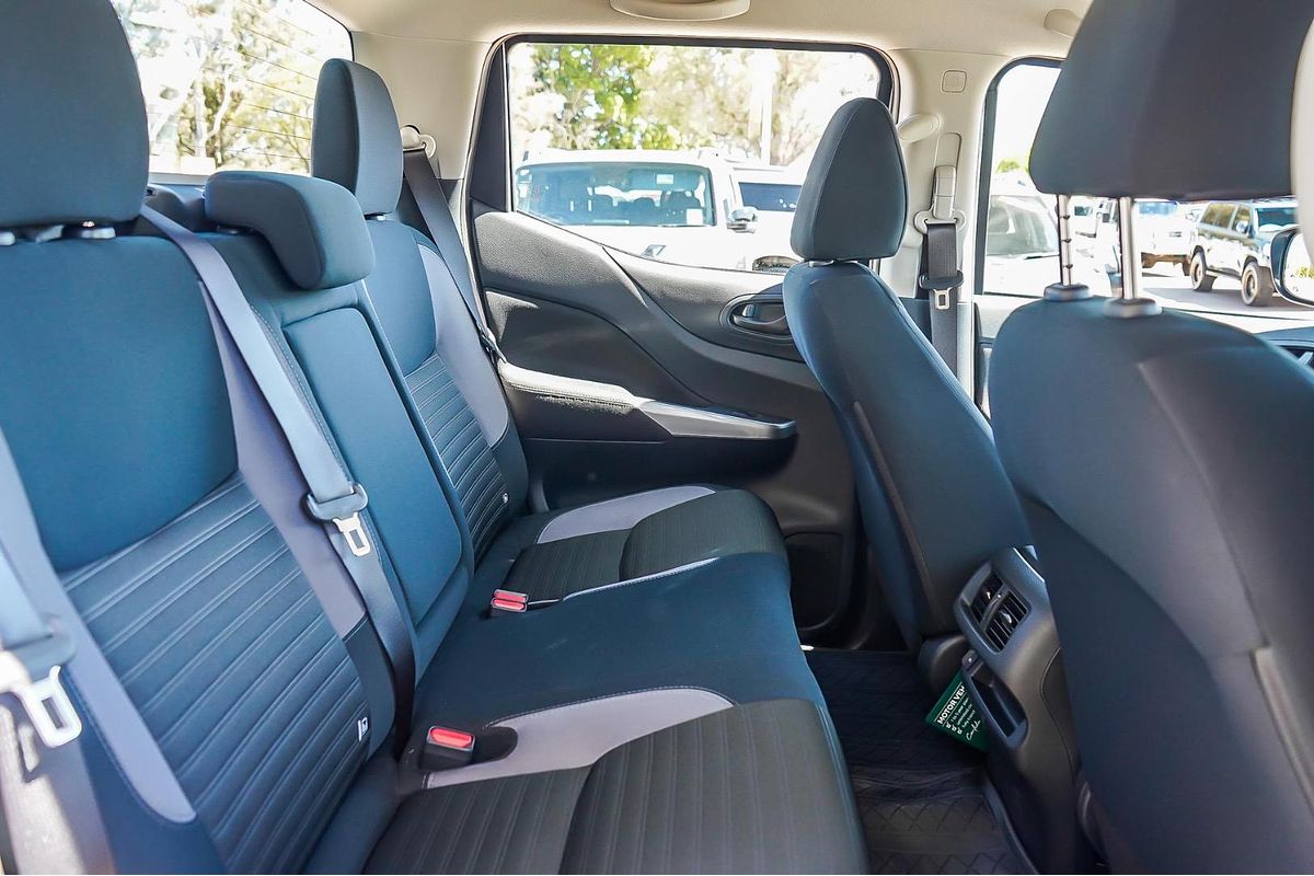 2024 Nissan Navara PRO-4X Warrior D23 4X4