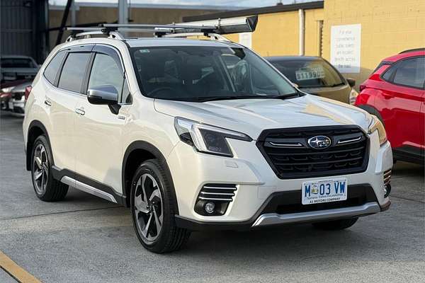 2022 Subaru Forester Hybrid S S5