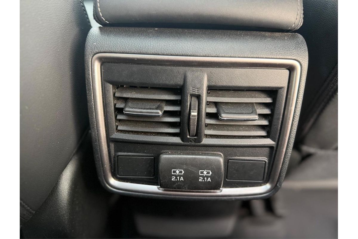 2022 Subaru Forester Hybrid S S5