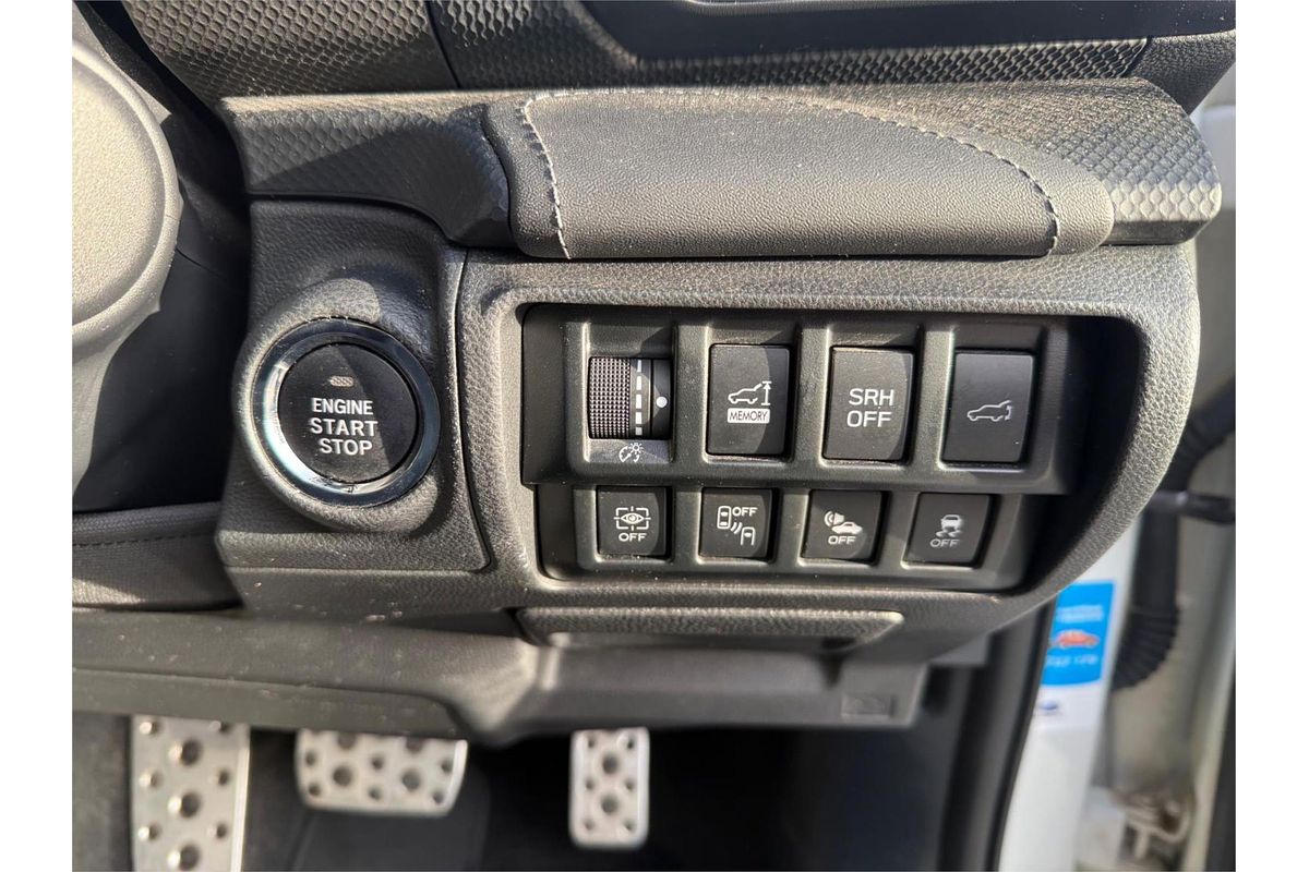 2022 Subaru Forester Hybrid S S5