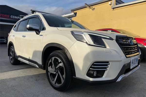 2022 Subaru Forester Hybrid S S5