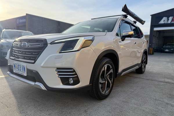 2022 Subaru Forester Hybrid S S5
