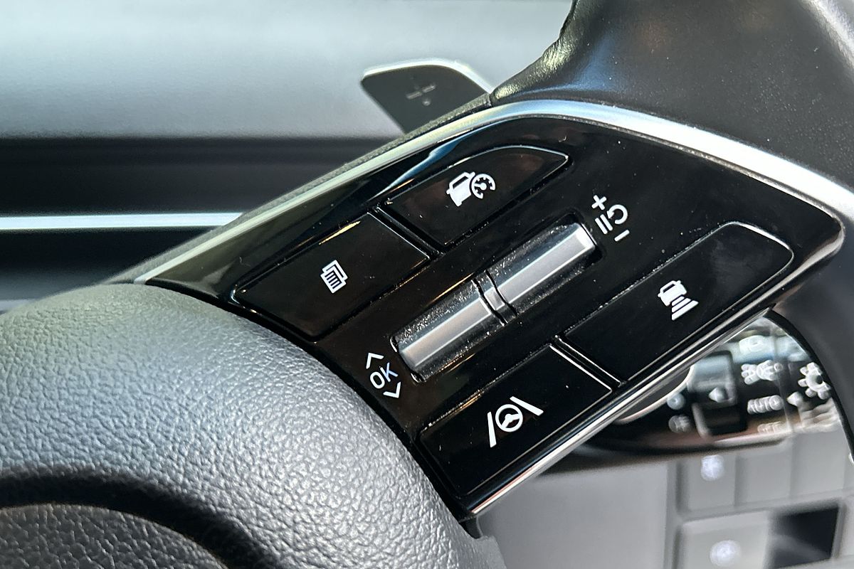 2022 Hyundai STARIA Highlander US4.V1
