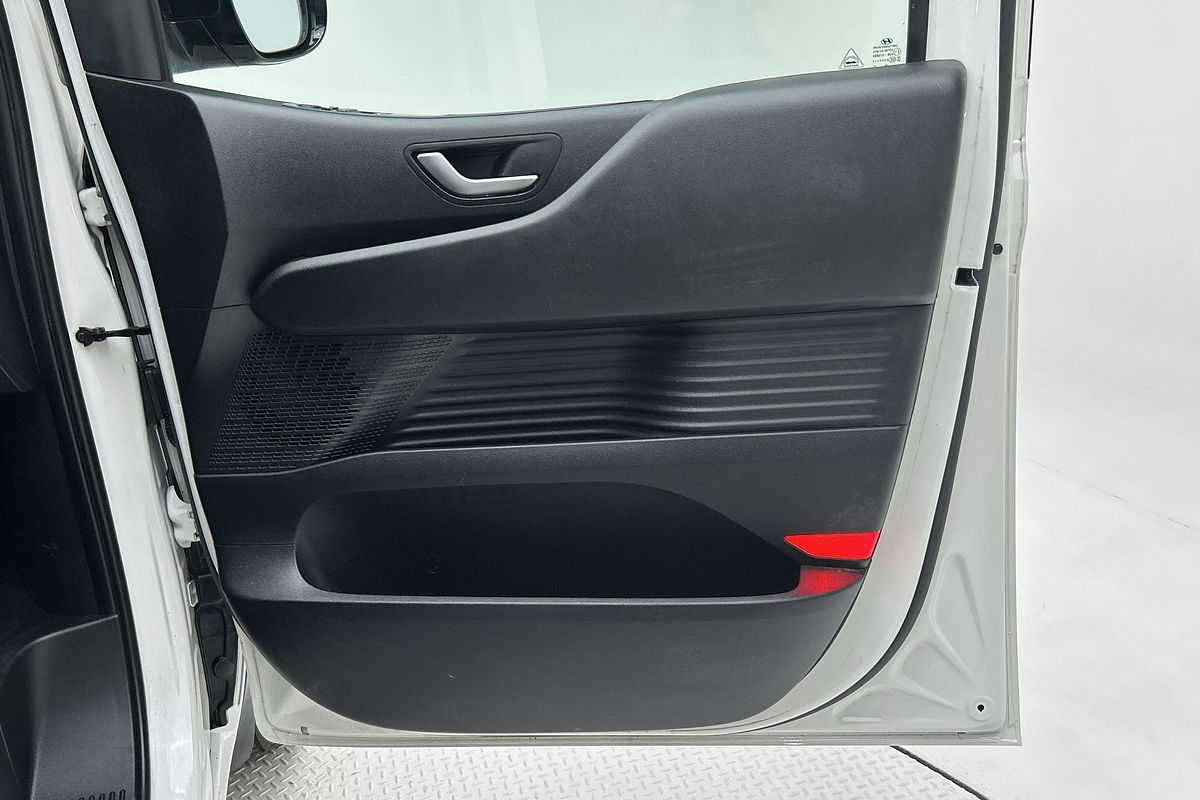 2022 Hyundai STARIA Highlander US4.V1