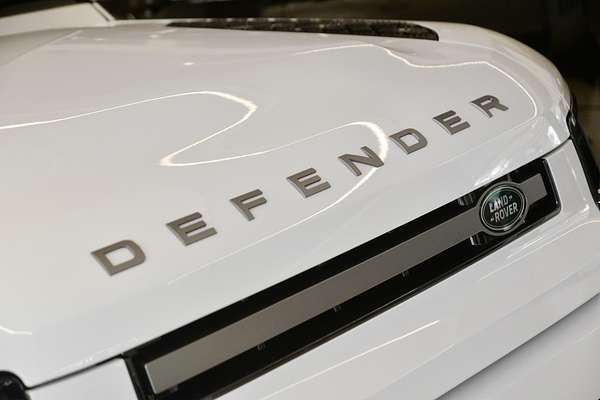 2025 Land Rover Defender 110 D350 X-Dynamic SE L663