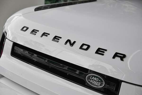 2025 Land Rover Defender 130 P500 V8 L663