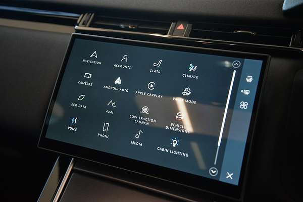 2024 Land Rover Range Rover Velar P250 Dynamic SE L560