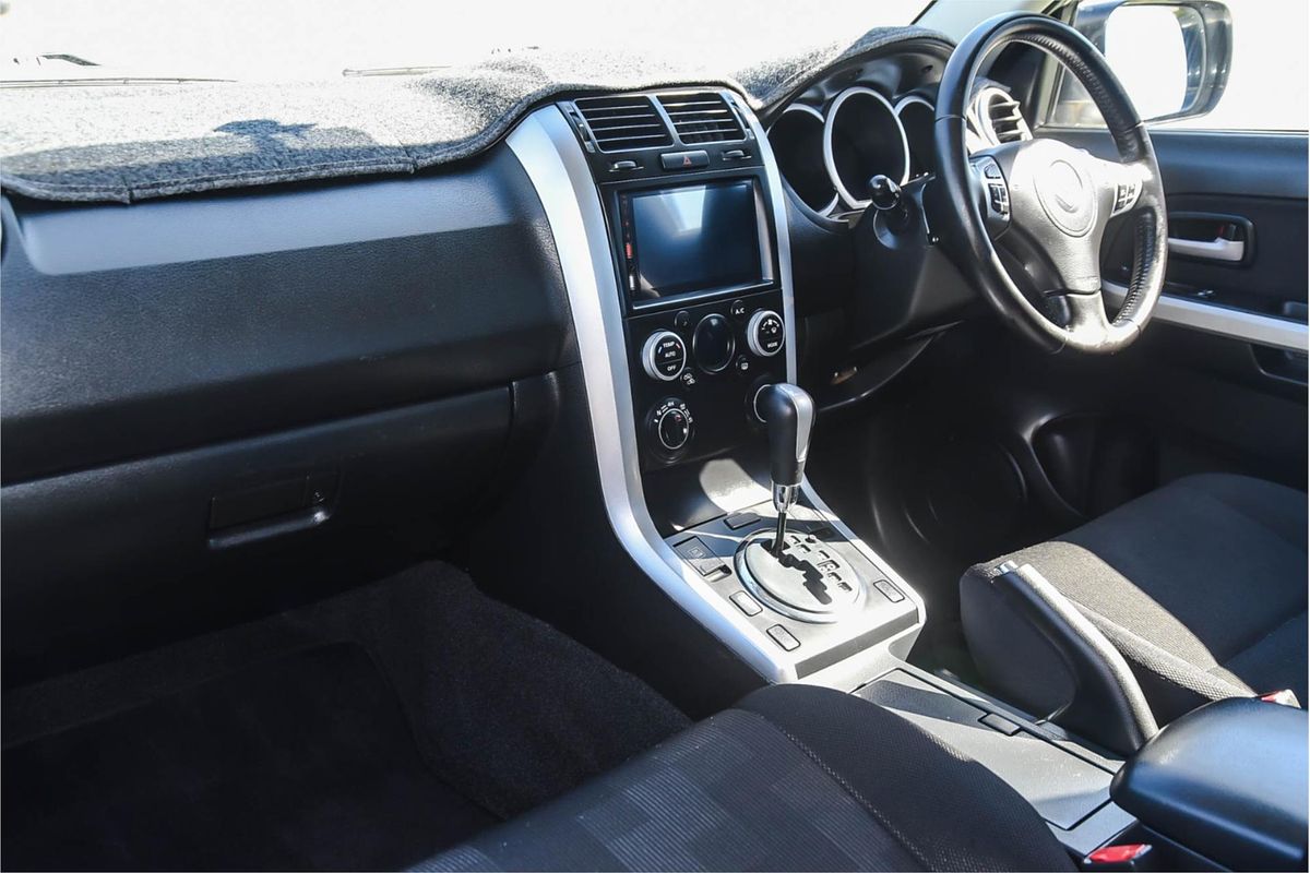 2012 Suzuki Grand Vitara JB