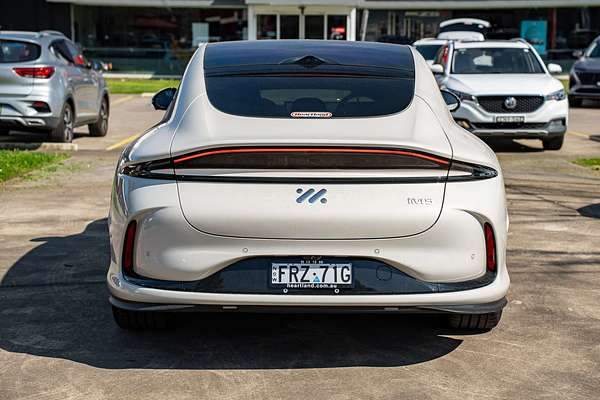 2025 MG IM5 Performance P12L