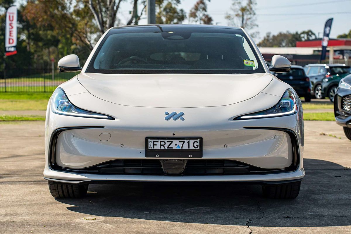 2025 MG IM5 Performance P12L