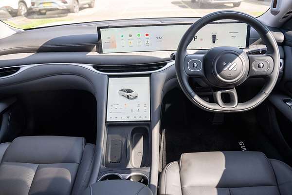 2025 MG IM5 Performance P12L