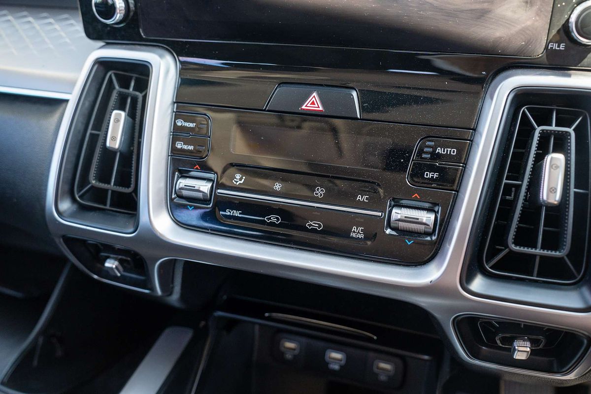 2021 Kia Sorento Sport MQ4