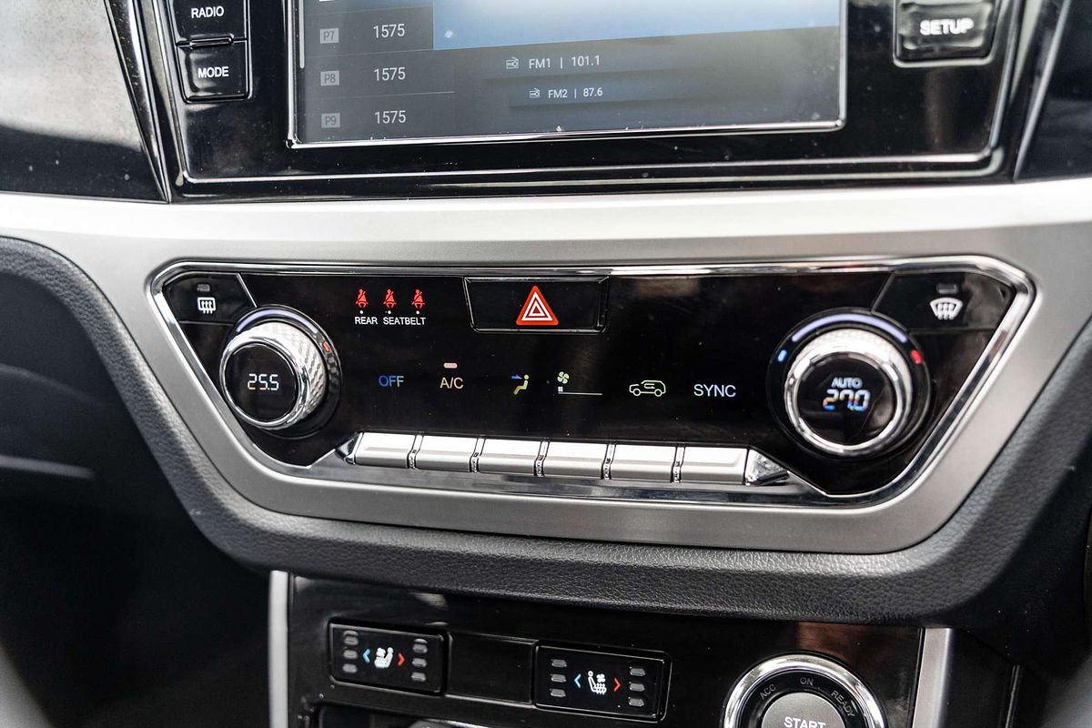 2022 SsangYong Korando Ultimate C300