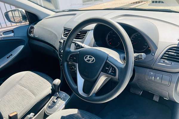 2016 Hyundai Accent Active RB3