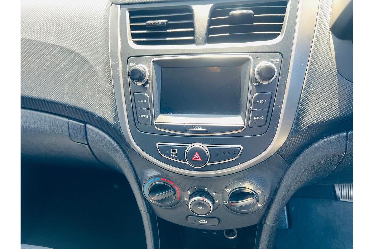 2016 Hyundai Accent Active RB3