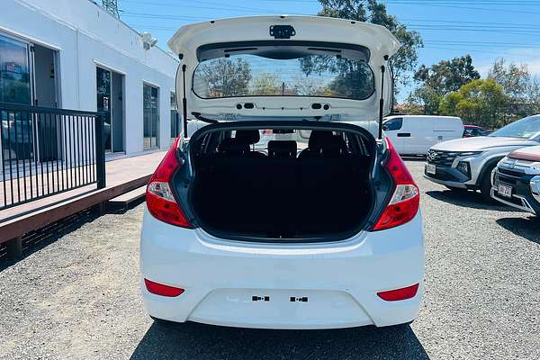 2016 Hyundai Accent Active RB3