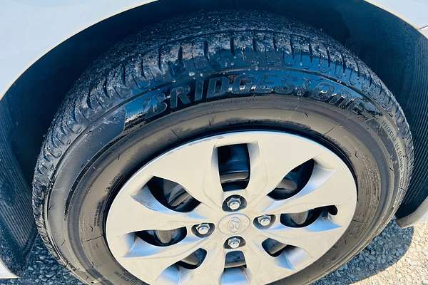 2016 Hyundai Accent Active RB3