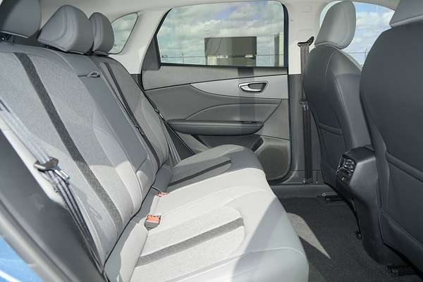 2025 MG MGS5 EV Essence 62 ZS3EM