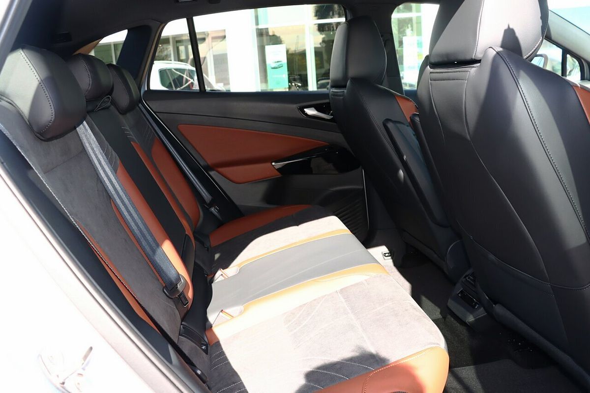 2025 Volkswagen ID.4 Pro E2