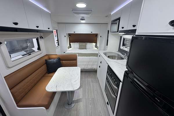 2025 Viscount V1 Couples Premium