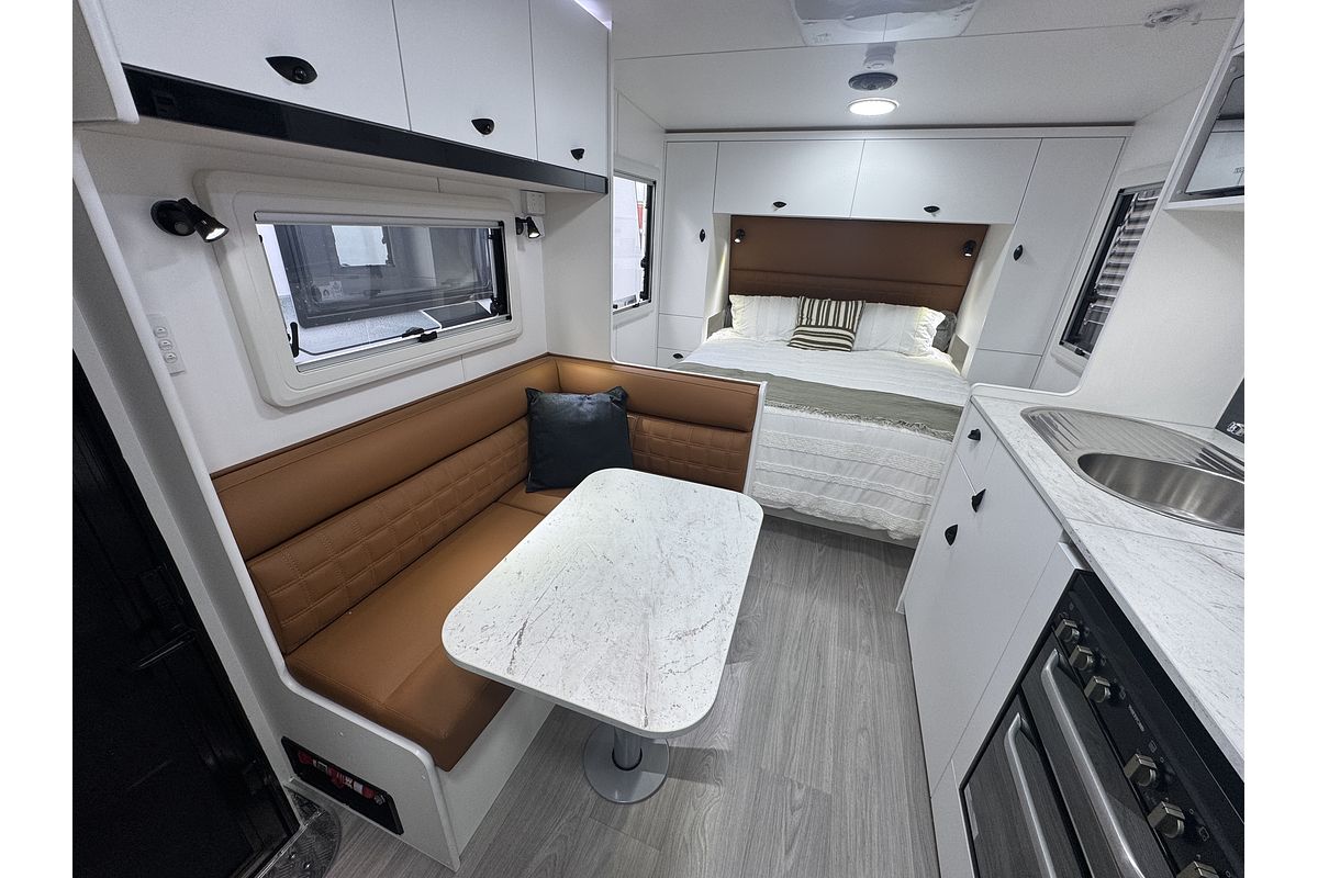 2025 Viscount V1 Couples Premium