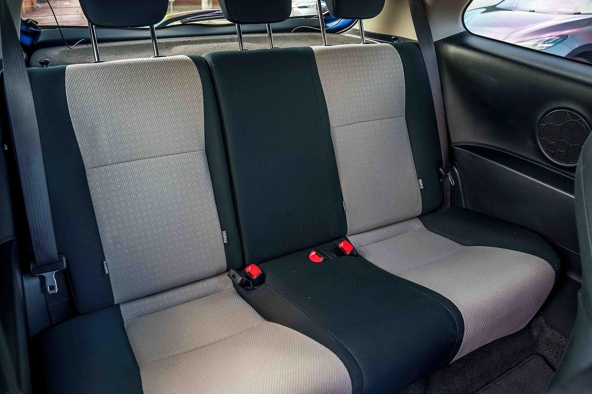 2014 Toyota Yaris YRS NCP131R