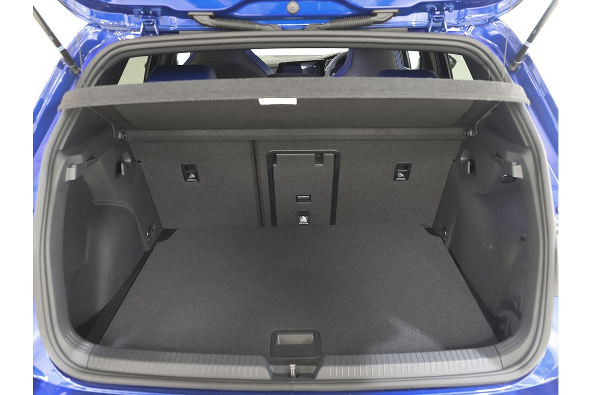 2024 Volkswagen Golf R 8