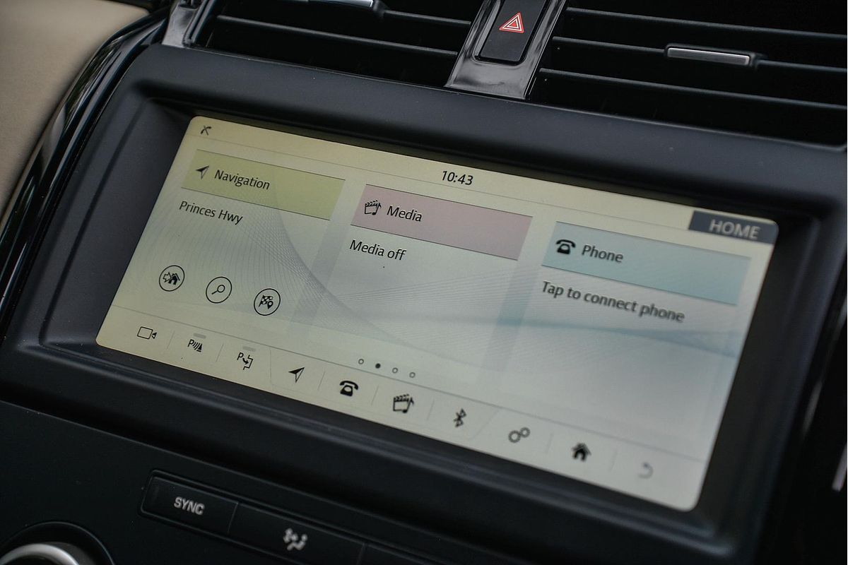 2020 Land Rover Discovery SD6 SE Series 5