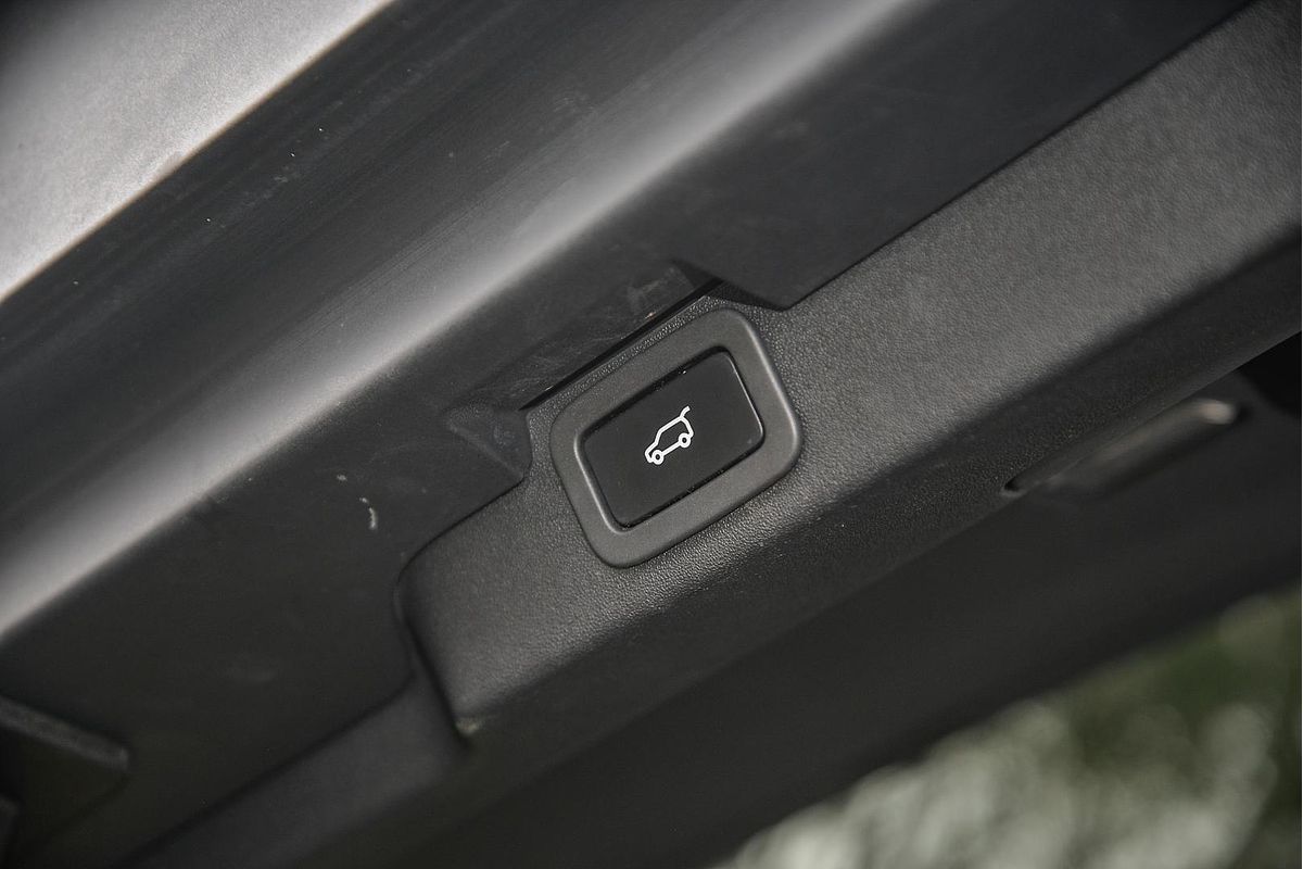 2018 Land Rover Discovery TD6 HSE Series 5