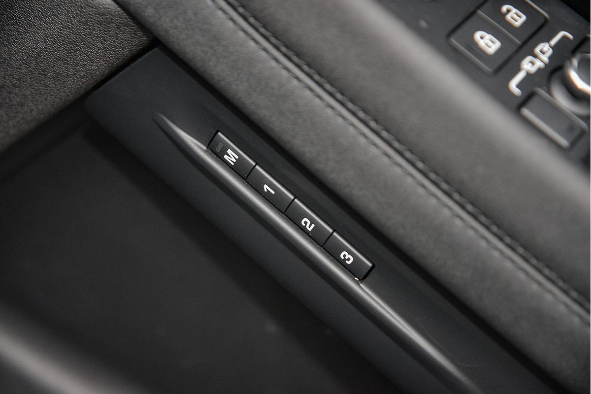 2021 Land Rover Range Rover Evoque D200 R-Dynamic SE L551