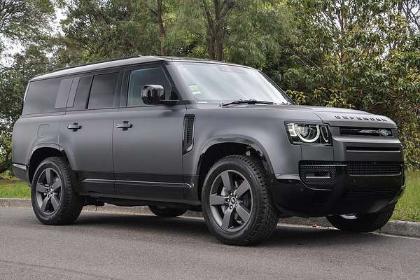 2025 Land Rover Defender 130 D350 X-Dynamic SE L663
