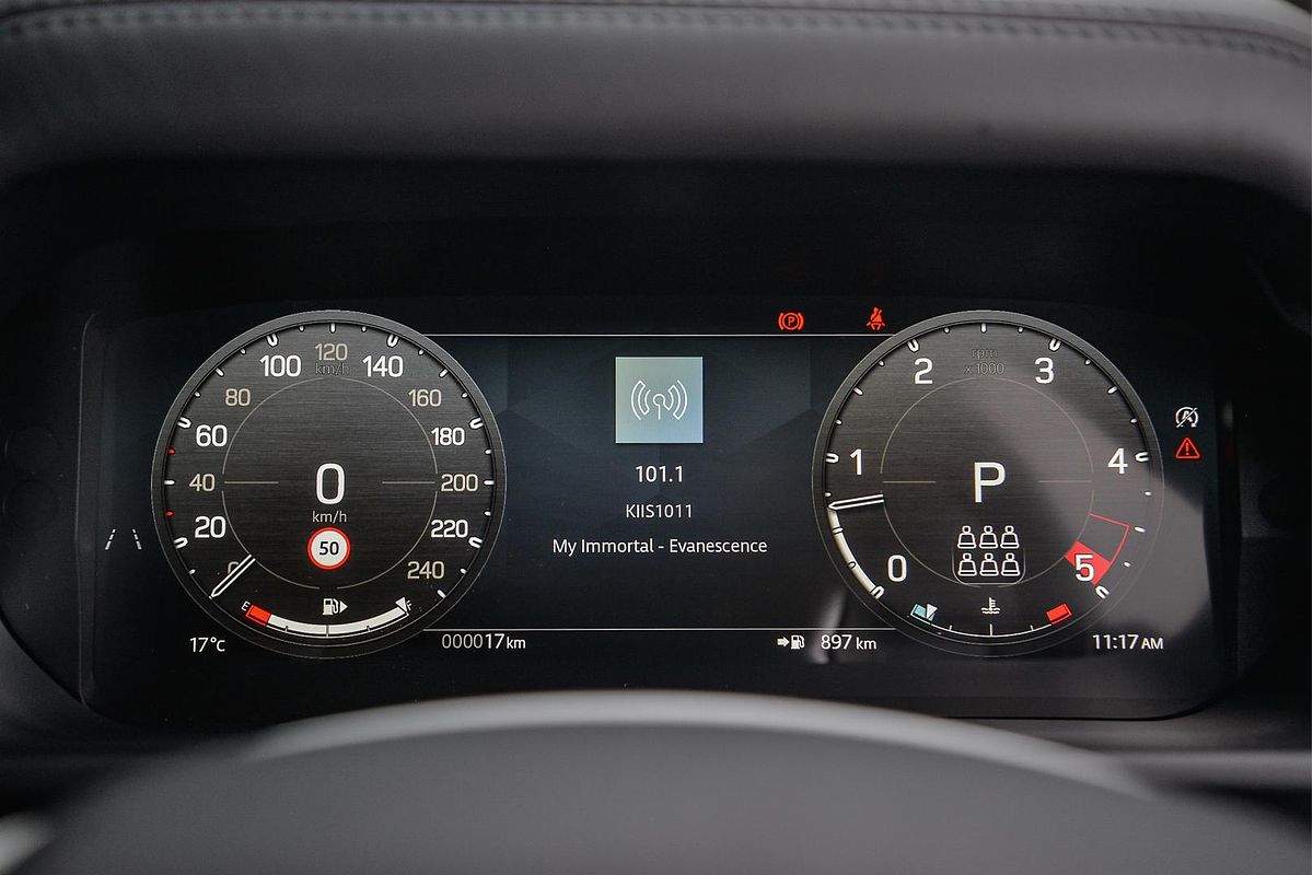 2025 Land Rover Defender 130 D350 X-Dynamic SE L663