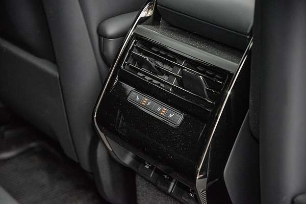 2025 Land Rover Range Rover Sport P360 Dynamic SE L461