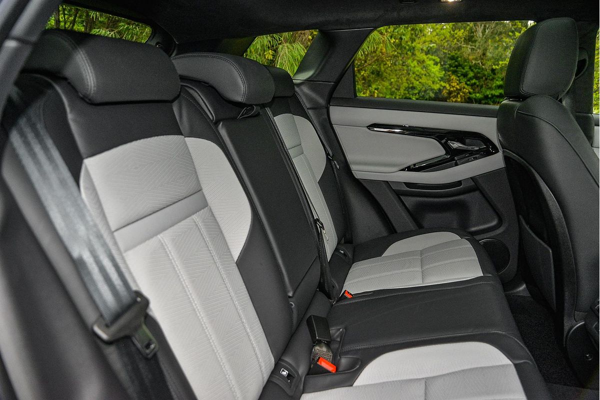 2025 Land Rover Range Rover Evoque P300e Autobiography L551