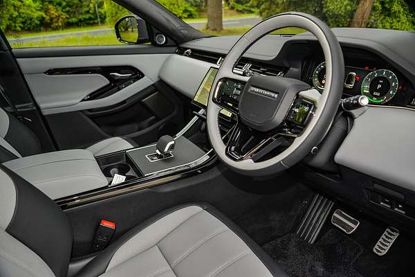 2025 Land Rover Range Rover Evoque P300e Autobiography L551