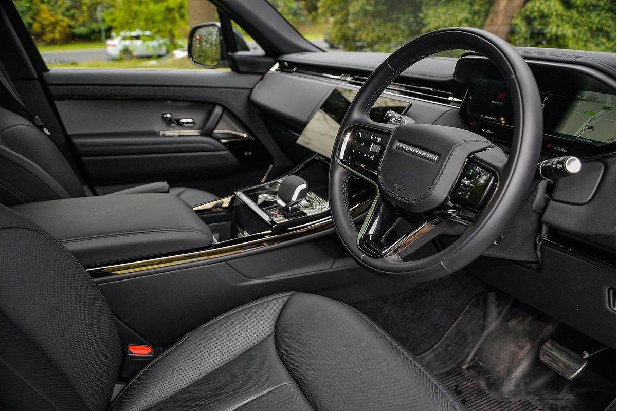 2025 Land Rover Range Rover Sport P360 Dynamic SE L461