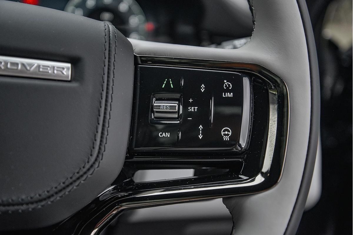 2025 Land Rover Range Rover Evoque P300e Autobiography L551