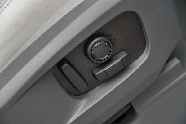 2025 Land Rover Defender 110 D350 X-Dynamic HSE L663
