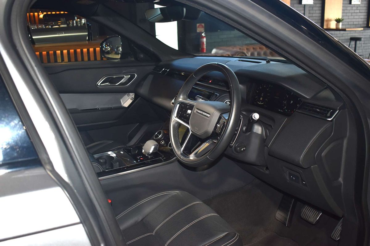 2021 Land Rover Range Rover Velar P250 R-Dynamic S L560