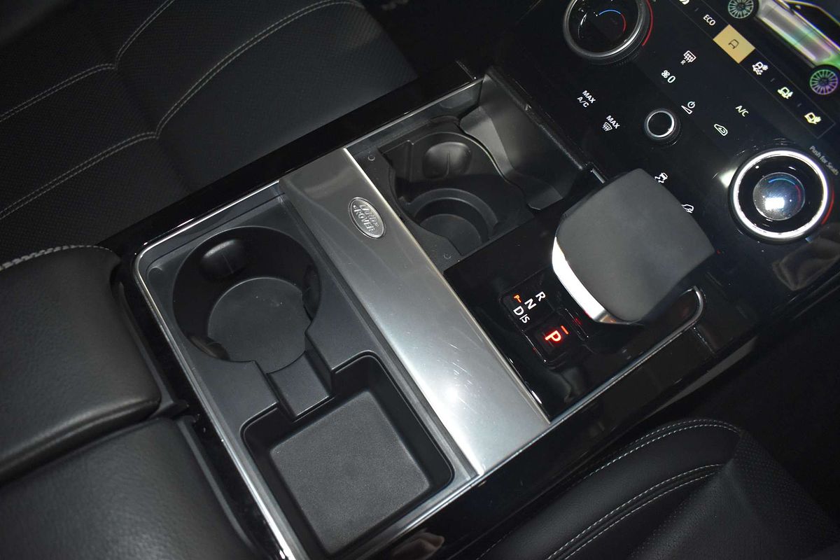 2021 Land Rover Range Rover Velar P250 R-Dynamic S L560