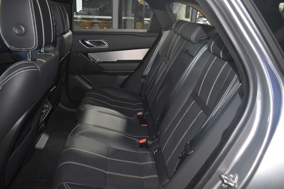 2021 Land Rover Range Rover Velar P250 R-Dynamic S L560