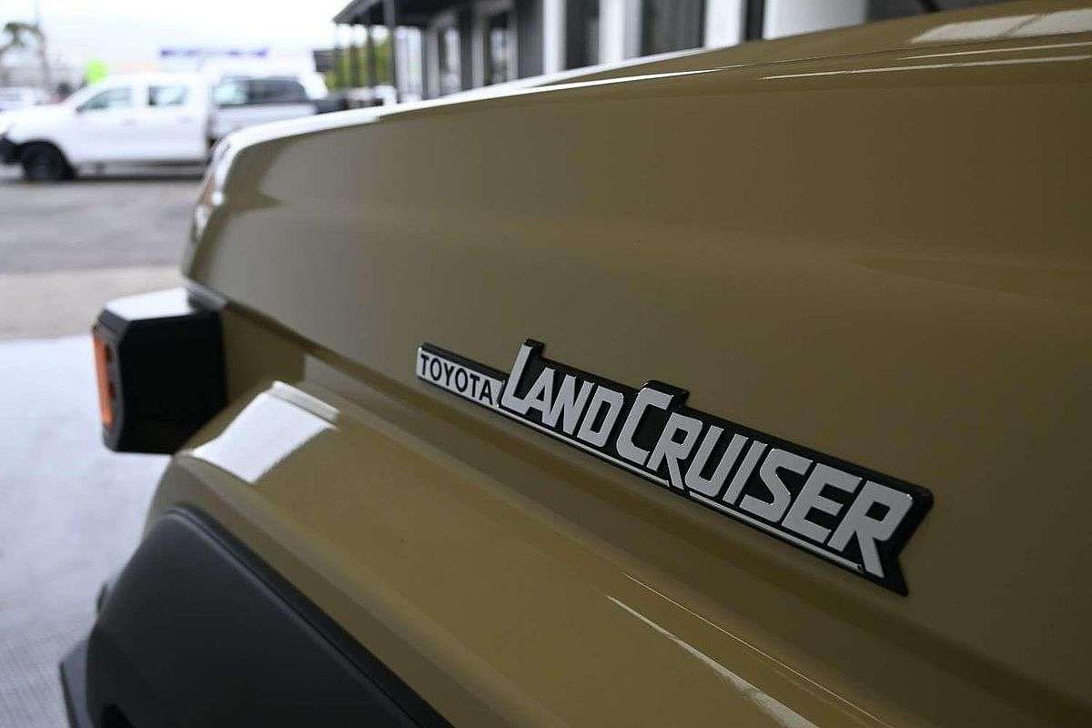 2025 Toyota Landcruiser GXL VDJL79R 4X4